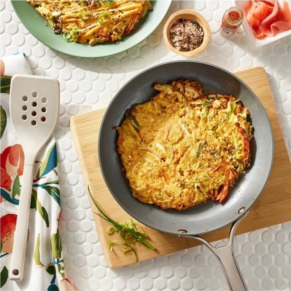 10-Inch Nonstick Ceramic-Coated Aluminum Frypan Sage green NWT - Picture 3 of 6